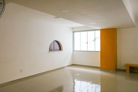 Apartamento para alugar com 66m², 2 quartos e 1 vaga Apartamento para alugar com 66m², 2 quartos e 1 vagaÁrea comum - Salão de festas