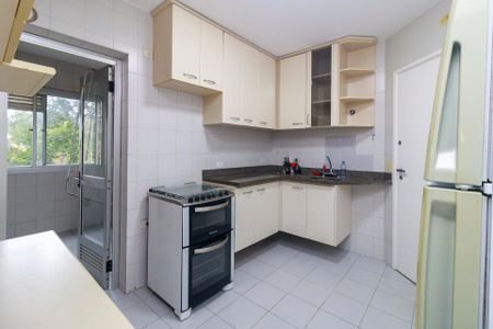 Apartamento para alugar com 96m², 3 quartos e 2 vagas Apartamento para alugar com 96m², 3 quartos e 2 vagasCozinha