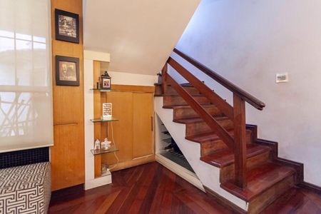 Casa de condomínio à venda com 183m², 4 quartos e 2 vagasSala 1