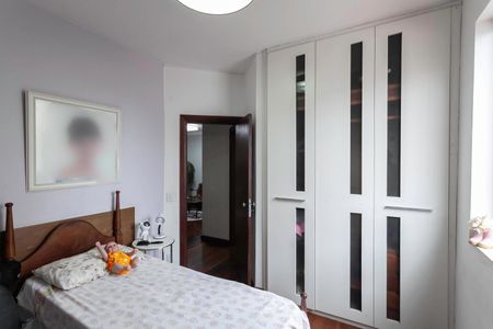 Casa de condomínio à venda com 183m², 4 quartos e 2 vagasQuarto 2