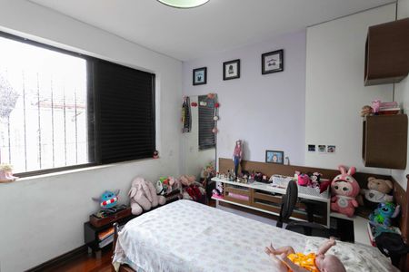 Casa de condomínio à venda com 183m², 4 quartos e 2 vagasQuarto 2