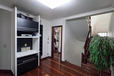 Casa de condomínio à venda com 183m², 4 quartos e 2 vagasSala 2