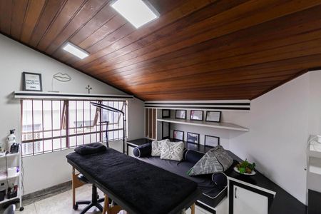 Casa de condomínio à venda com 183m², 4 quartos e 2 vagasSuíte 2