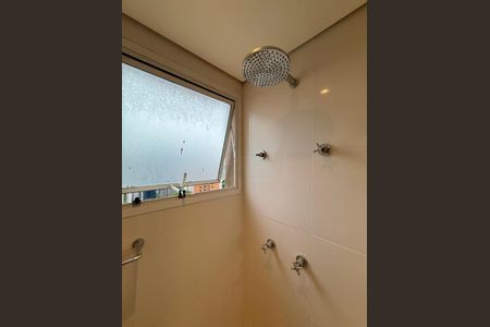 Apartamento para alugar com 200m², 3 quartos e 4 vagasBanheiro Suíte 1