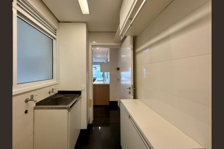 Apartamento para alugar com 200m², 3 quartos e 4 vagasÁrea de Serviço