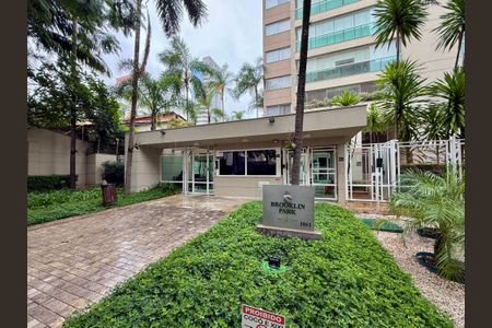 Apartamento para alugar com 200m², 3 quartos e 4 vagasFachada 