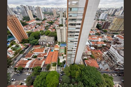 Apartamento para alugar com 200m², 3 quartos e 4 vagasVista 