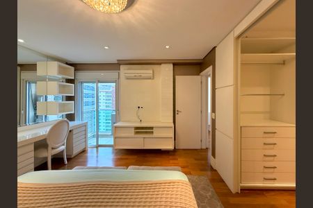 Apartamento para alugar com 200m², 3 quartos e 4 vagasSuíte 3