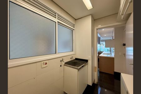 Apartamento para alugar com 200m², 3 quartos e 4 vagasÁrea de Serviço