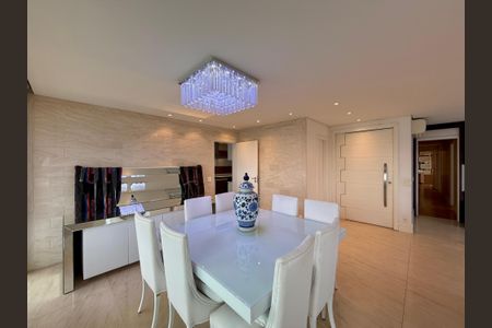 Apartamento para alugar com 200m², 3 quartos e 4 vagasSala 