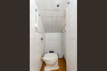 Casa à venda com 220m², 4 quartos e 2 vagasLavabo - Casa 2