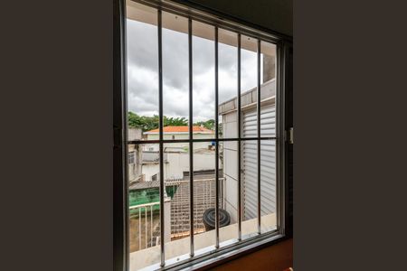 Casa à venda com 220m², 4 quartos e 2 vagasQuarto 2 - Janela - Casa 1 