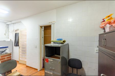 Casa à venda com 220m², 4 quartos e 2 vagasEscritório - Casa 2