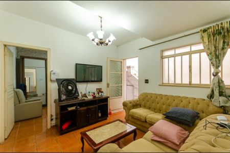 Casa à venda com 220m², 4 quartos e 2 vagasSala -  Casa 2 