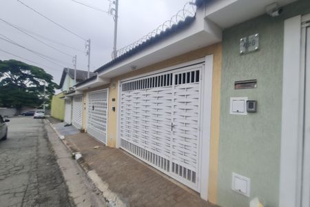 Casa à venda com 219m², 4 quartos e 4 vagas Casa à venda com 219m², 4 quartos e 4 vagasFachada do imóvel