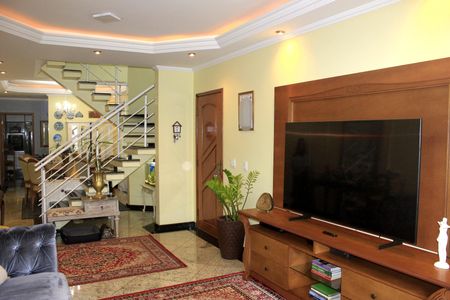 Sala de casa à venda com 4 quartos, 219m² em Vila Sao Judas Tadeu, Guarulhos