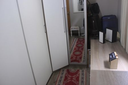 Casa à venda com 219m², 4 quartos e 4 vagasQuarto 2