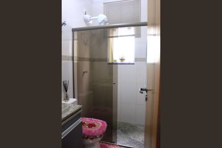 Casa à venda com 219m², 4 quartos e 4 vagasBanheiro da Suíte 