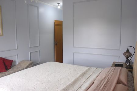 Casa à venda com 219m², 4 quartos e 4 vagasSuíte 