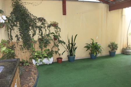 Casa à venda com 219m², 4 quartos e 4 vagasEspaço Gourmet com hidromassagem