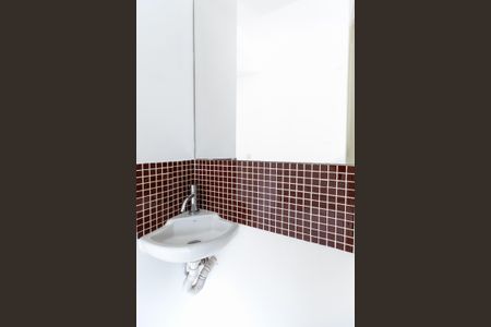 Casa de condomínio à venda com 97m², 3 quartos e 2 vagas Casa de condomínio à venda com 97m², 3 quartos e 2 vagasLavabo