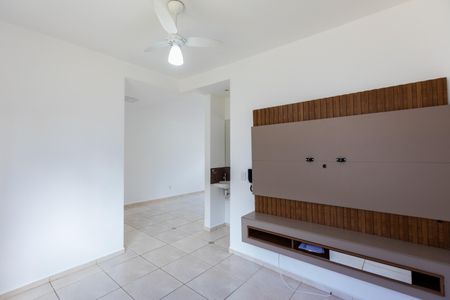 Casa de condomínio à venda com 97m², 3 quartos e 2 vagas Casa de condomínio à venda com 97m², 3 quartos e 2 vagasSala