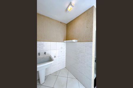 Casa de condomínio à venda com 108m², 4 quartos e 1 vagaÁrea de Serviço