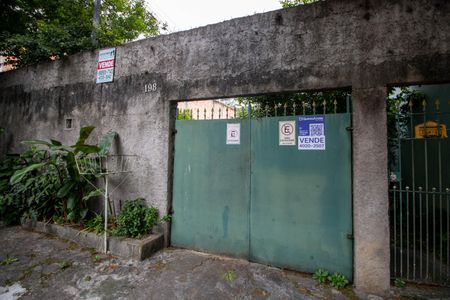 Casa à venda com 450m², 3 quartos e 5 vagasPlaca