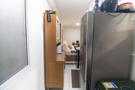 Apartamento para alugar com 50m², 2 quartos e 1 vaga Apartamento para alugar com 50m², 2 quartos e 1 vagaCozinha e Área de Serviço