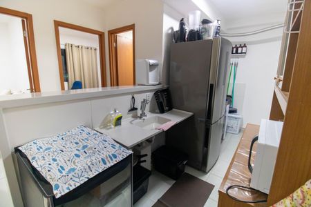 Apartamento para alugar com 50m², 2 quartos e 1 vaga Apartamento para alugar com 50m², 2 quartos e 1 vagaCozinha e Área de Serviço