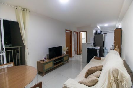 Sala de apartamento para alugar com 2 quartos, 50m² em Tribobó, São Gonçalo