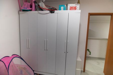 Quarto 1 de apartamento para alugar com 2 quartos, 50m² em Tribobó, São Gonçalo