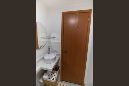 Apartamento para alugar com 50m², 2 quartos e 1 vaga Apartamento para alugar com 50m², 2 quartos e 1 vagaBanheiro