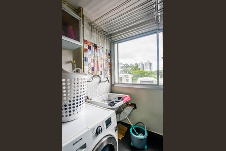 Apartamento à venda com 140m², 3 quartos e 2 vagas Apartamento à venda com 140m², 3 quartos e 2 vagasÁrea de Serviço