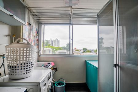 Apartamento à venda com 140m², 3 quartos e 2 vagas Apartamento à venda com 140m², 3 quartos e 2 vagasÁrea de Serviço