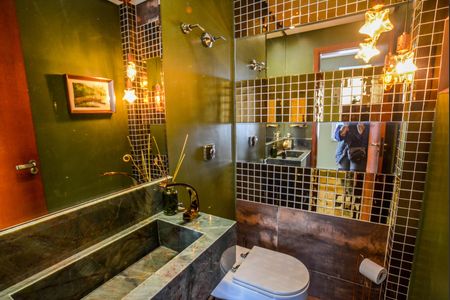 Apartamento à venda com 140m², 3 quartos e 2 vagas Apartamento à venda com 140m², 3 quartos e 2 vagasLavabo