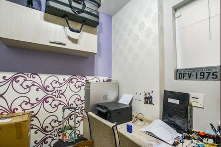 Apartamento à venda com 140m², 3 quartos e 2 vagas Apartamento à venda com 140m², 3 quartos e 2 vagasEscritório