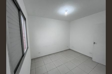 Quarto de apartamento para alugar com 2 quartos, 55m² em Vila Euro, São Bernardo do Campo