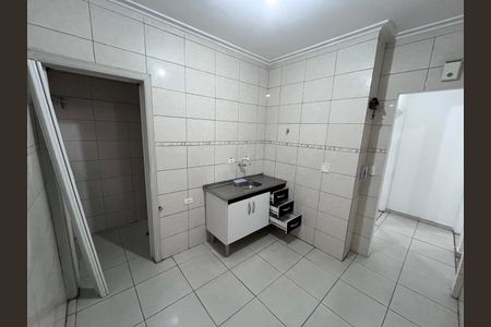 Cozinha de apartamento para alugar com 2 quartos, 55m² em Vila Euro, São Bernardo do Campo