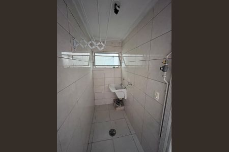 Área de serviço de apartamento para alugar com 2 quartos, 55m² em Vila Euro, São Bernardo do Campo