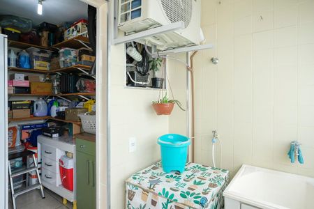 Apartamento à venda com 80m², 3 quartos e 1 vagaÁrea de serviço