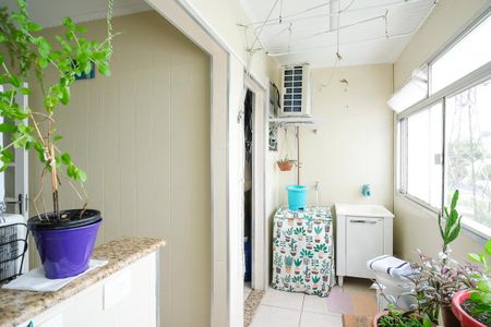 Apartamento à venda com 80m², 3 quartos e 1 vagaÁrea de serviço