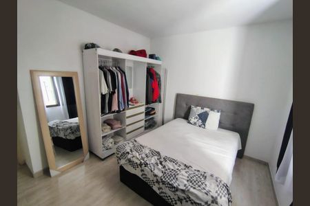 Apartamento à venda com 117m², 4 quartos e 1 vagaFoto 03