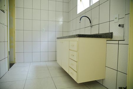 Apartamento para alugar com 76m², 2 quartos e 1 vagaCozinha 