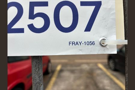 Apartamento para alugar com 76m², 2 quartos e 1 vaga Apartamento para alugar com 76m², 2 quartos e 1 vagaCod