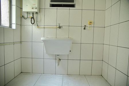 Apartamento para alugar com 76m², 2 quartos e 1 vagaÁrea de Serviço