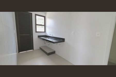 Casa de condomínio à venda com 550m², 4 quartos e 3 vagas