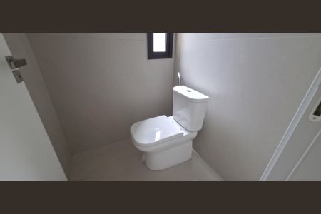 Casa de condomínio à venda com 550m², 4 quartos e 3 vagas