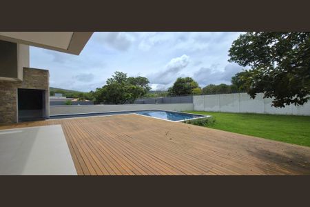 Casa de condomínio à venda com 550m², 4 quartos e 3 vagas