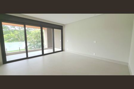 Casa de condomínio à venda com 550m², 4 quartos e 3 vagas